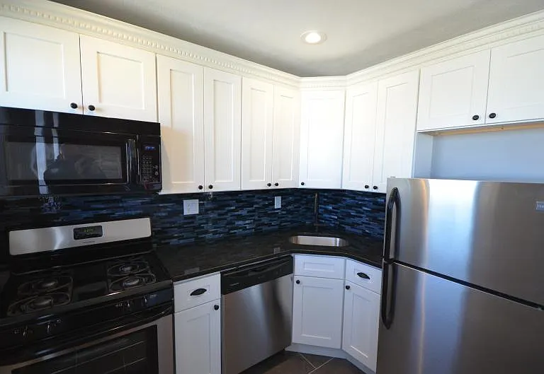 349 Sumner St #3 — Photo 8