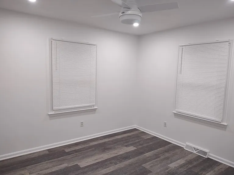 326 N Overlook Ter — Photo 15
