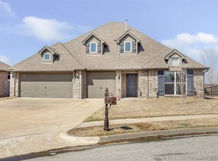 2025 E 132nd St S, Bixby, OK 74008