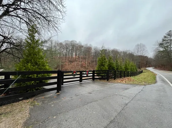 3819 Bear Creek Rd, Thompsons Station, TN 37179