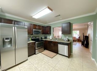 4687 SW 48th Dr APT 124, Gainesville, FL 32608