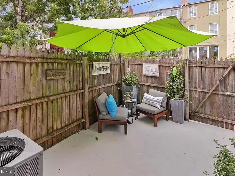 654 Melvin Dr — Photo 21
