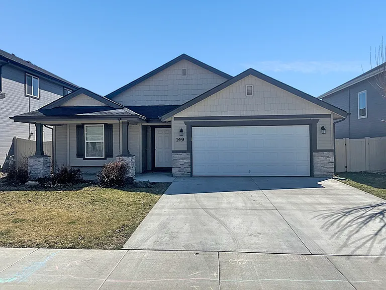 149 Wausau St — Photo 1