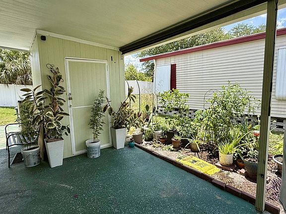2nd image of 10820 Hayden Ave #5