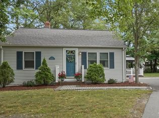 4 Mott Dr, Attleboro, MA 02703