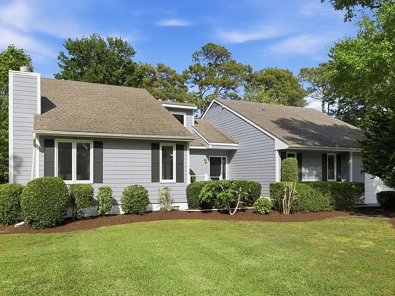 304 Lord Granville Dr — Photo 1