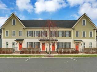 9 Cropsey St, Warwick, NY 10990