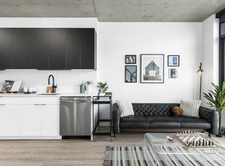 The Elizabeth Chicago, Chicago, IL 60607