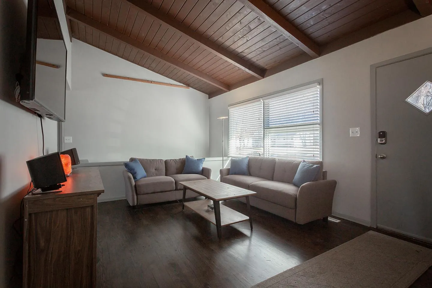 Timeless Prairie Village home with mid-century charm — Photo 2