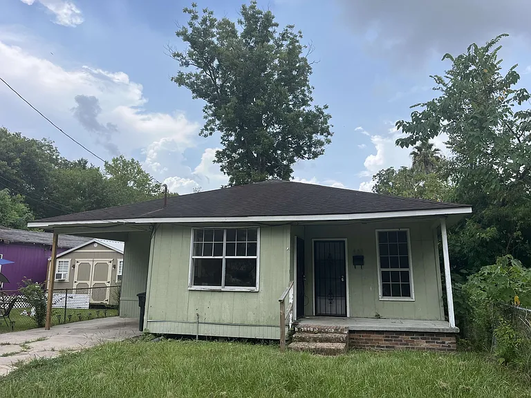 467 W Buchanan St — Photo 9