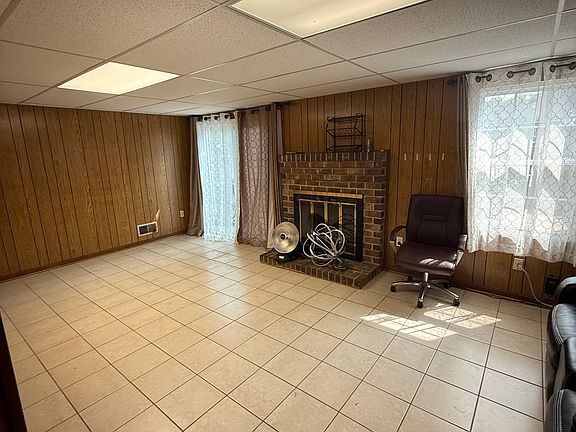 2nd image of 7427 Fountain Head Dr