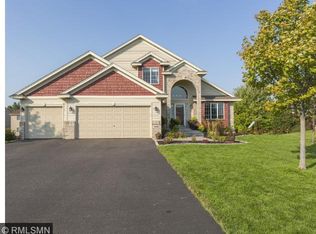 846 Kayla Ln, Hanover, MN 55341