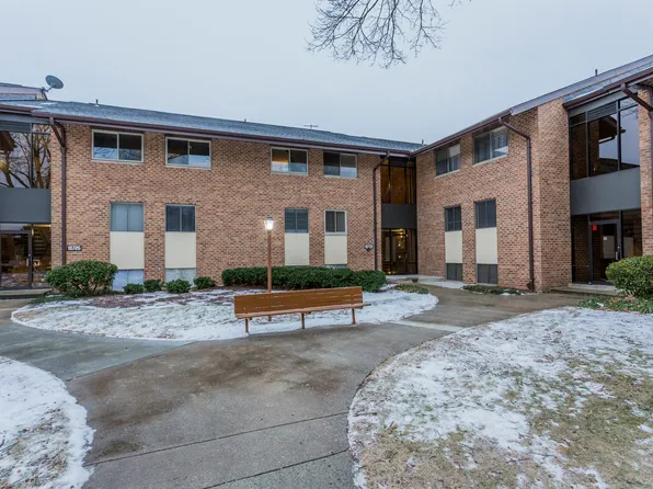 18728 Walkers Choice Rd #18728, Montgomery Village, MD 20886