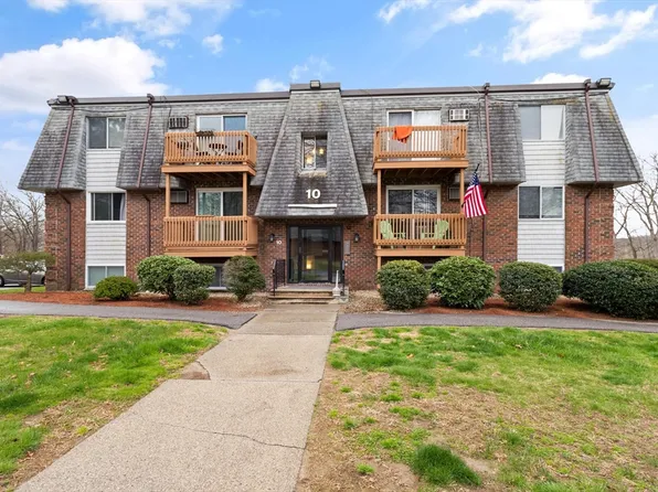 10 Hazelwood Ave Unit 14, Dracut, MA 01826