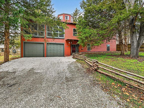 2nd image of 751 S Farm Road 197