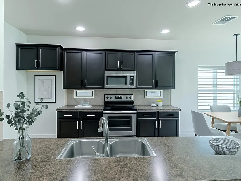 3105 Clear Springs Dr — Photo 6