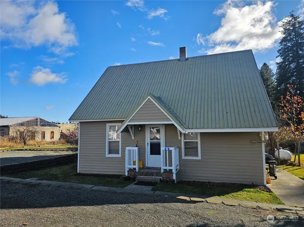 208 W Washington Avenue, Roslyn, WA 98941