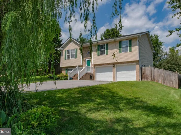 1180 River Bend Ct, Front Royal, VA 22630