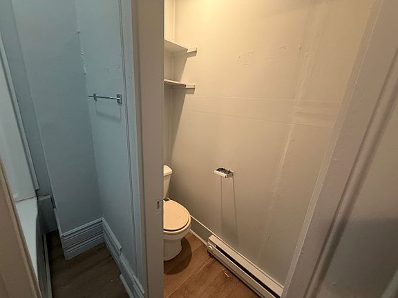 3rd image of 1137-4 N Walnut St