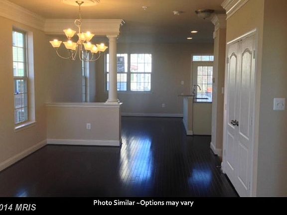 2nd image of 601 S Cherry Dr