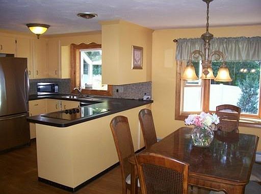 5th image of 15 Lakewood Ter