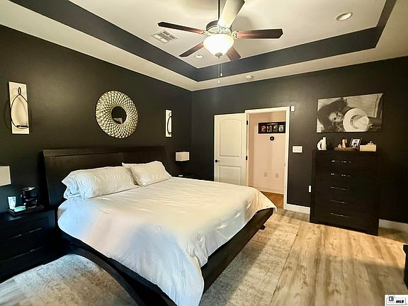 4th image of 104 Old Creek Rd