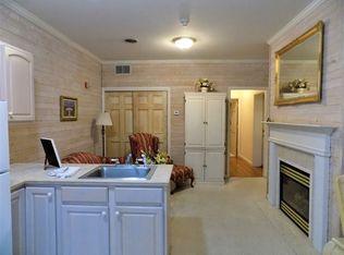 1702 Rukmapura Park #6D57ABC70, Fairfield, IA 52556