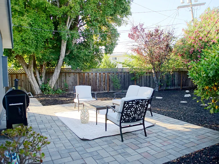 795 E Charleston Rd — Photo 13