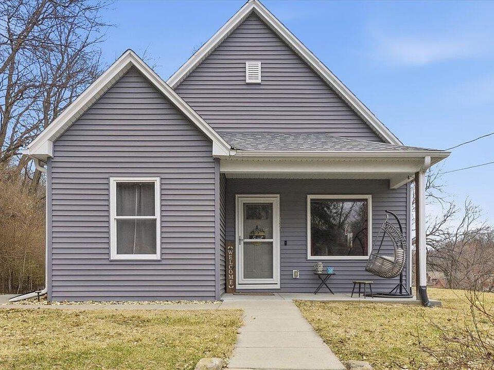 1st image of 120 McGee Ave