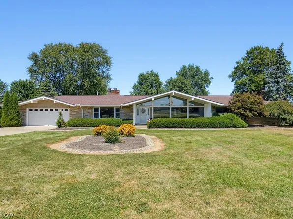 34892 State Route 303, Grafton, OH 44044