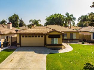 9519 Waterbury Dr, Bakersfield, CA 93312
