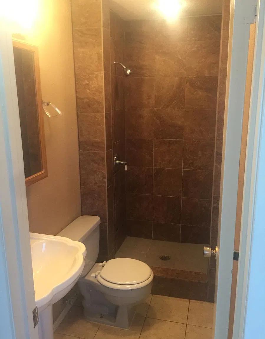 4 bed, 1621 sqft, $2,195 — Photo 4