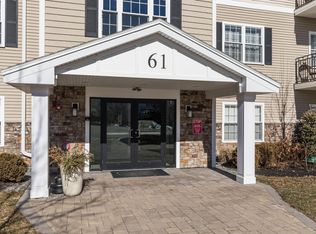 61 Acadia Ln #206, Exeter, NH 03833