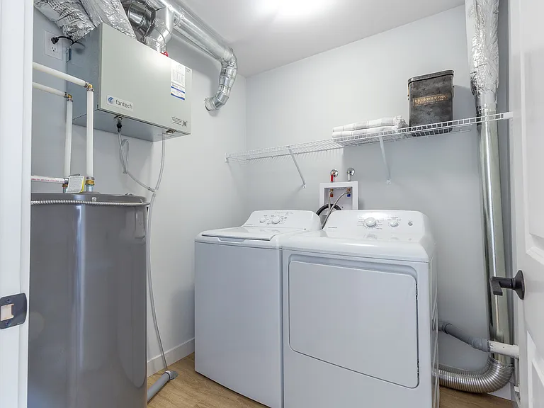 40 Ken Oblik Dr — Photo 12