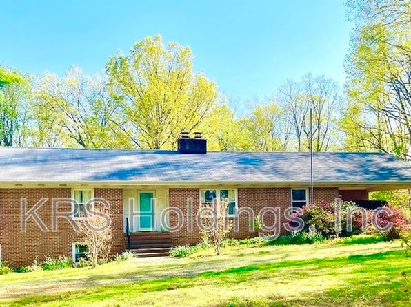 81 Rural Retreat Ln