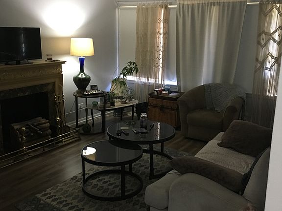 3rd image of 480 E 5th Ct