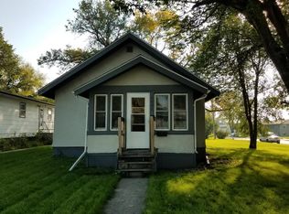 1221 6th Ave SE, Jamestown, ND 58401