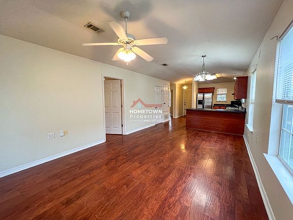 3rd image of 3116 Flintlock Dr