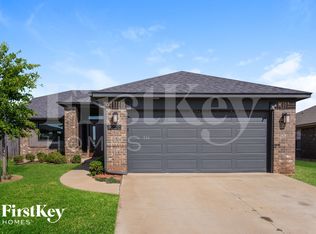 12949 NW 4th St, Yukon, OK 73099