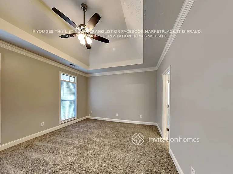 2015 Towne Park Dr — Photo 7