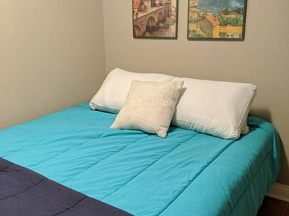 3rd image of 1837 N Fairfield Ave APT 1