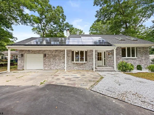 34 N Mount Airy Ave, Egg Harbor Township, NJ 08234