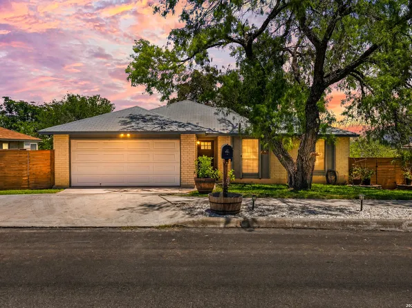 5106 TREE TOP ST, San Antonio, TX 78250