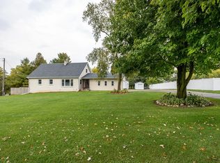 15562 County Shop Rd, Darlington, WI 53530