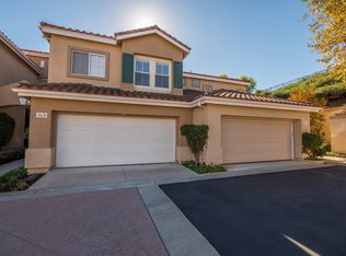 521 Bannister Way APT A, Simi Valley, CA 93065