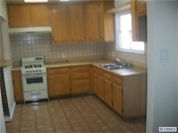 3rd image of 5513 Passons Blvd