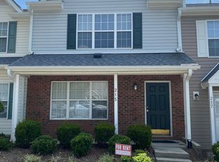 215 Malamute Ln, Greensboro, NC 27407