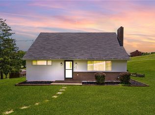 225 Larson Blvd, Belle Vernon, PA 15012