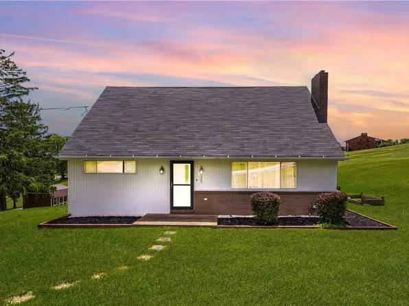 225 Larson Blvd, Belle Vernon, PA 15012