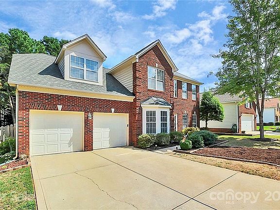 2nd image of 148 Foxtail Dr